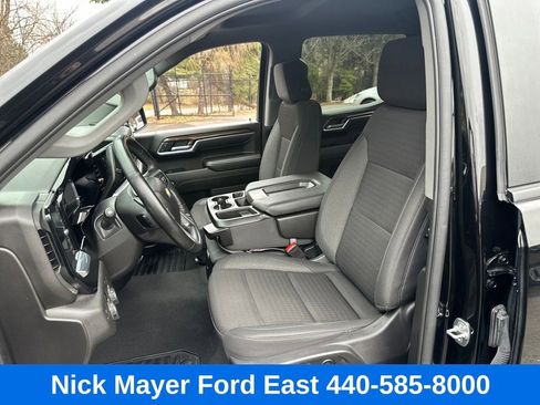 Used 2025 Chevrolet Silverado 1500 LT image 24