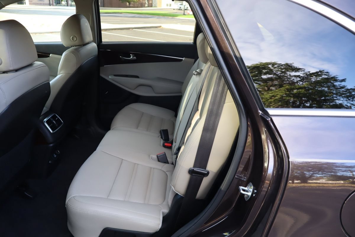 Used 2018 Kia Sorento EX w/ EX Advanced Touring Package FWD image 20