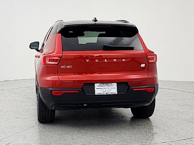 Used 2022 Volvo XC40 P8 Recharge Plus AWD/4WD image 6
