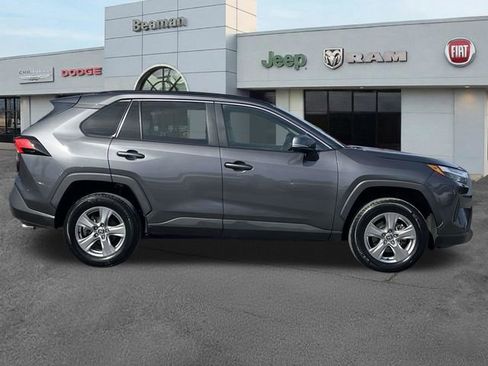 Used 2024 Toyota RAV4 XLE AWD/4WD image 8