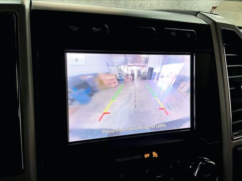 Used 2020 Ford F150 Lariat w/ FX4 Off-Road Package image 23