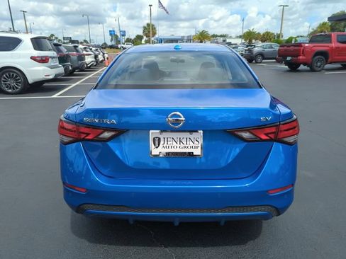 Certified 2023 Nissan Sentra SV FWD image 7