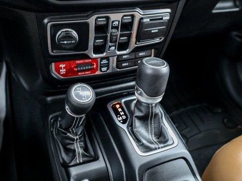 Certified 2020 Jeep Gladiator Rubicon AWD/4WD image 24
