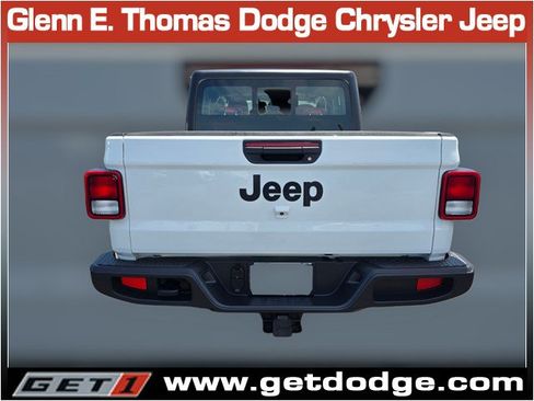 Certified 2023 Jeep Gladiator Sport AWD/4WD image 8