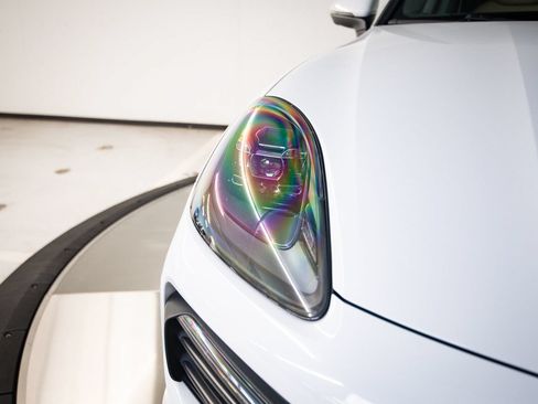 Certified 2023 Porsche Cayenne Platinum Edition AWD/4WD image 13