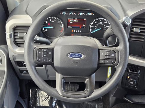 Used 2023 Ford F150 XLT image 14