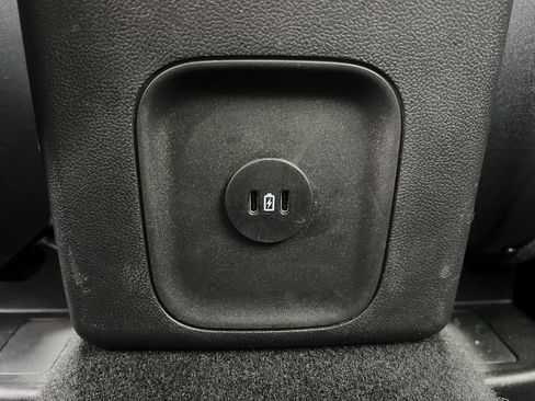 Certified 2025 Ford Escape Platinum image 34