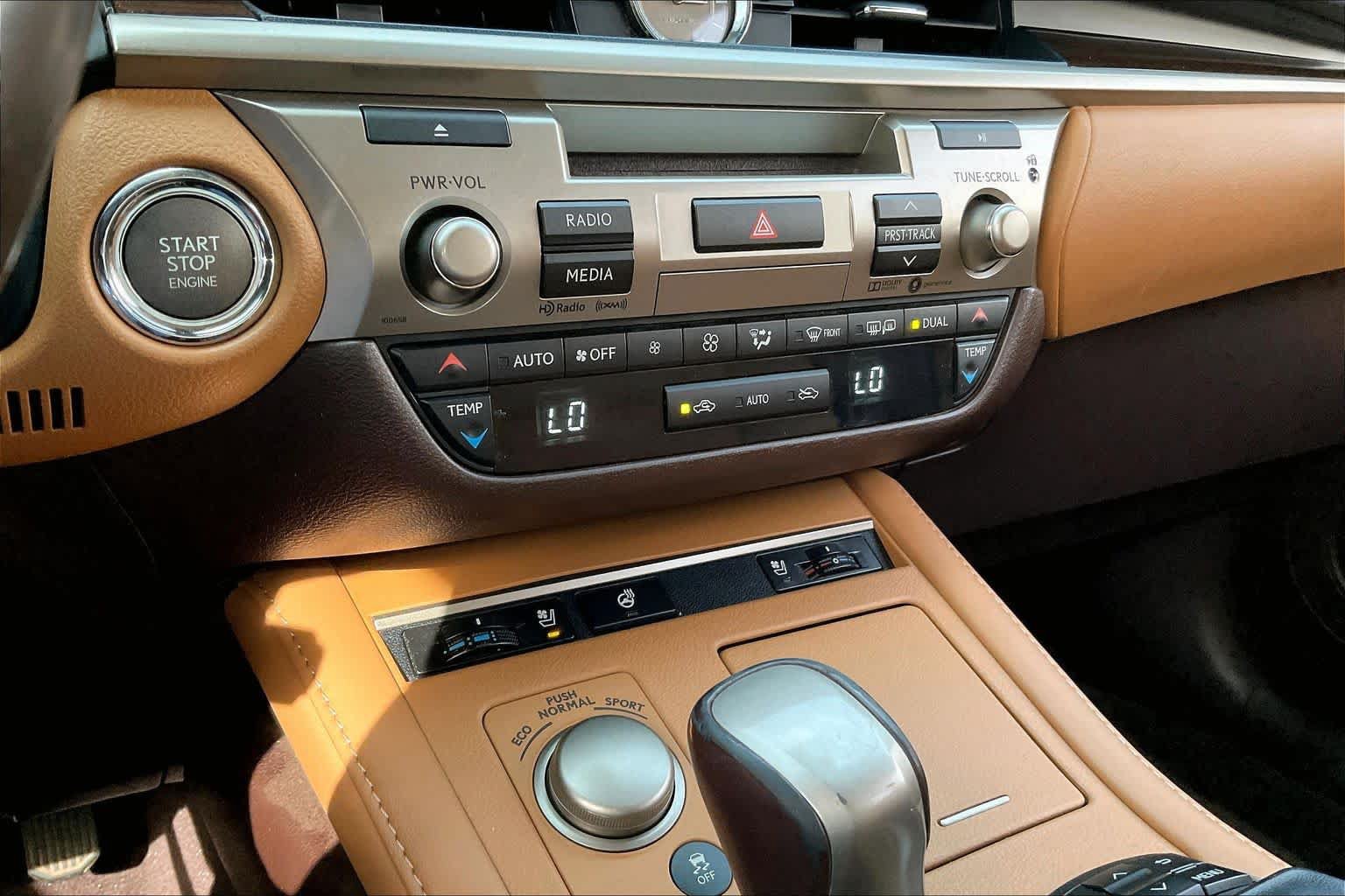 Used 2017 Lexus ES 350 w/ Navigation System Package FWD image 33