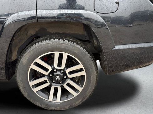 Used 2023 Toyota 4Runner Limited AWD/4WD image 26