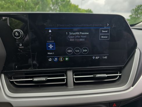 Used 2024 Chevrolet Trax LS FWD image 22