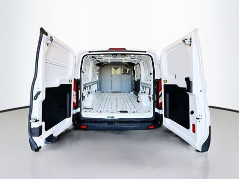 Used 2020 Ford Transit 150 Base image 22