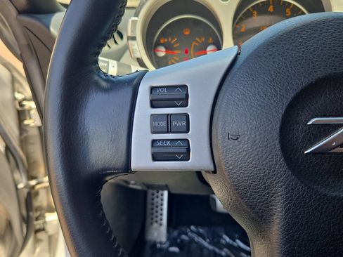 Used 2006 Nissan 350Z Touring w/ (N93) Cargo Convenience Pkg RWD image 14