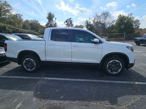 Certified 2024 Honda Ridgeline RTL+ image 6