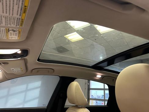 Used 2019 INFINITI QX50 Luxe image 24