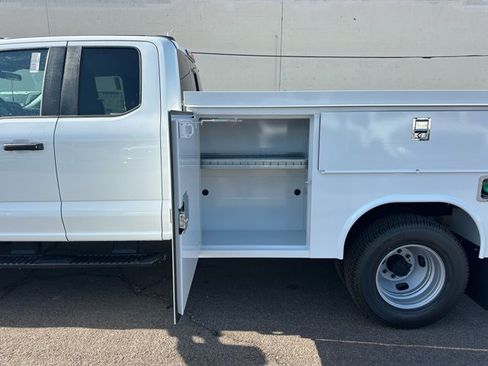 New 2025 Ford F350 XL w/ XL Chrome Package image 12