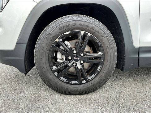 Used 2022 GMC Terrain AT4 w/ Infotainment Package II image 7