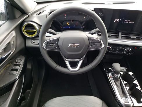 New 2026 Chevrolet Trax LT w/ Driver Confidence Package image 13