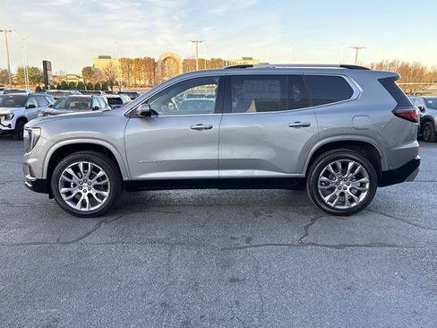 New 2026 GMC Acadia Denali w/ Super Cruise Package image 12