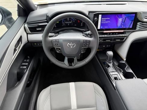 Used 2026 Toyota Camry SE w/ Multimedia Upgrade Package FWD image 28
