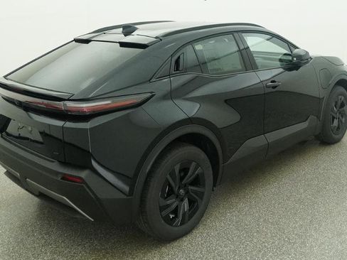 New 2026 Toyota C-HR AWD/4WD image 8