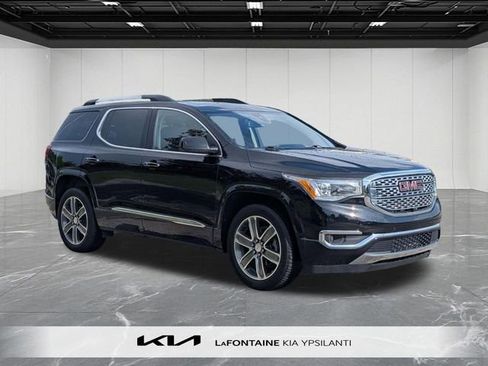 Used 2019 GMC Acadia Denali w/ Technology Package AWD/4WD image 7