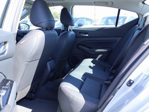 New 2025 Nissan Altima 2.5 SR image 8