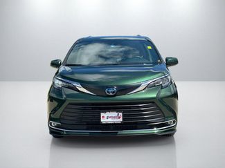 Used 2023 Toyota Sienna XLE w/ XLE Plus Package FWD video 2