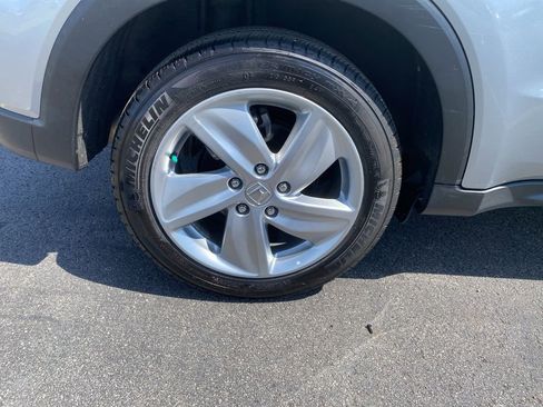 Used 2019 Honda HR-V EX image 14