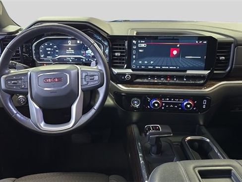Used 2022 GMC Sierra 1500 Elevation image 9