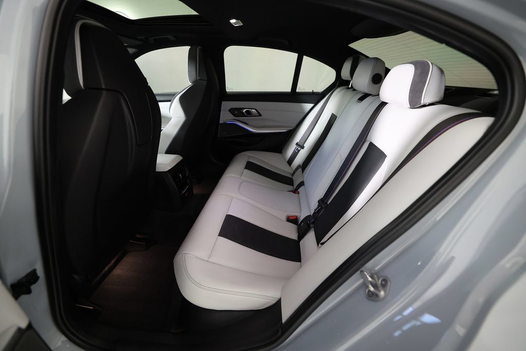 Used 2022 BMW M3 Competition AWD/4WD image 13