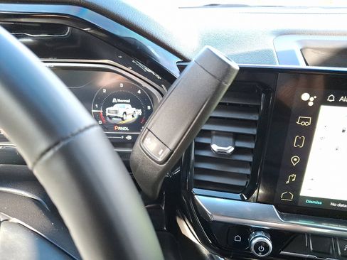 Used 2024 GMC Sierra 1500 Elevation image 15