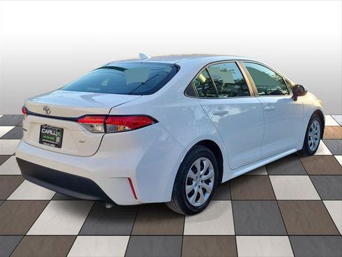 Used 2024 Toyota Corolla LE FWD image 3
