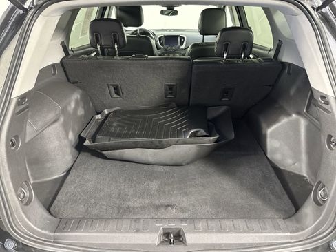 Used 2020 GMC Terrain SLT image 32