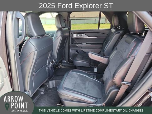 Used 2025 Ford Explorer ST w/ Sun And Sound Package image 18