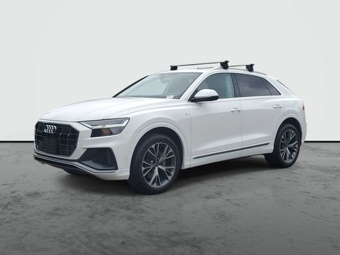 Used 2022 Audi Q8 Premium Plus AWD/4WD image 2
