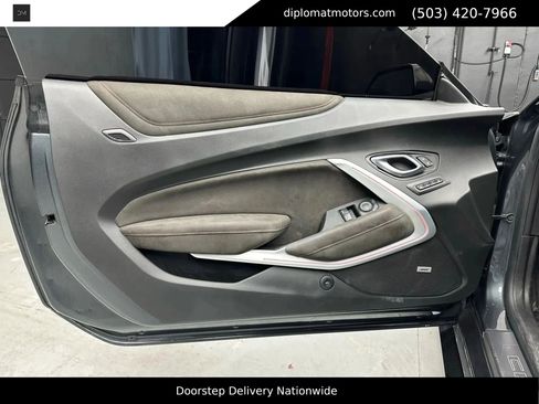 Used 2018 Chevrolet Camaro ZL1 RWD image 35