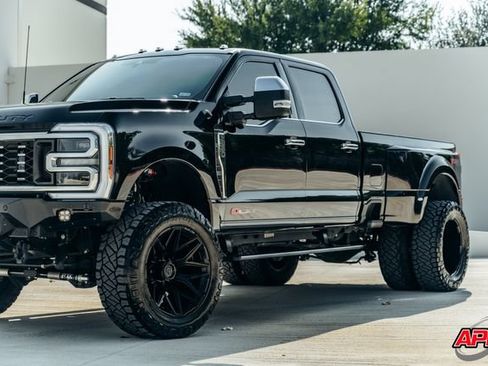 Used 2024 Ford F350 Platinum AWD/4WD image 44