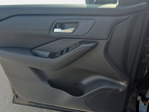 New 2026 Nissan Rogue Dark Armor FWD image 25
