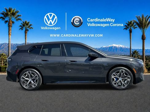 Used 2024 BMW iX xDrive50 w/ Sport Package AWD/4WD image 2