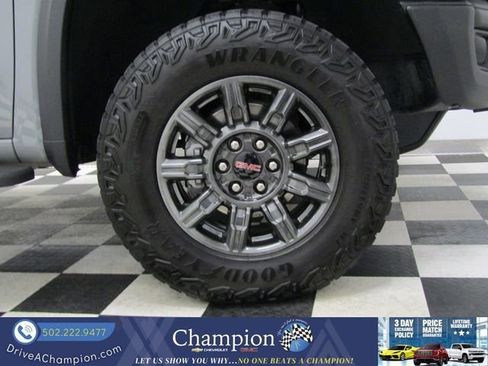 Certified 2024 GMC Sierra 1500 AT4X image 3