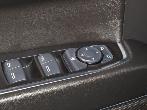 Used 2025 Chevrolet Silverado 1500 LT AWD/4WD image 34