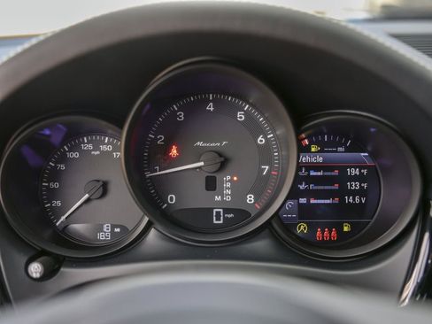 New 2026 Porsche Macan Turbo AWD/4WD image 17
