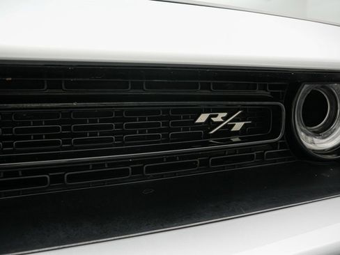 Used 2020 Dodge Challenger R/T image 17