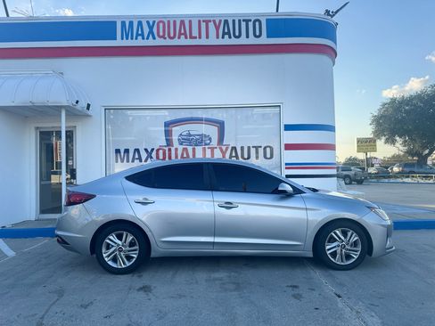 Used 2020 Hyundai Elantra SEL image 20