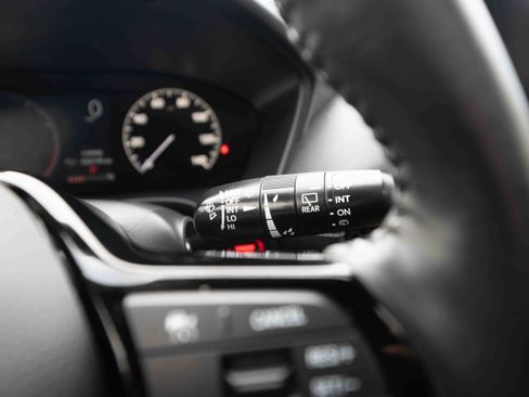 Used 2024 Honda HR-V EX-L image 14