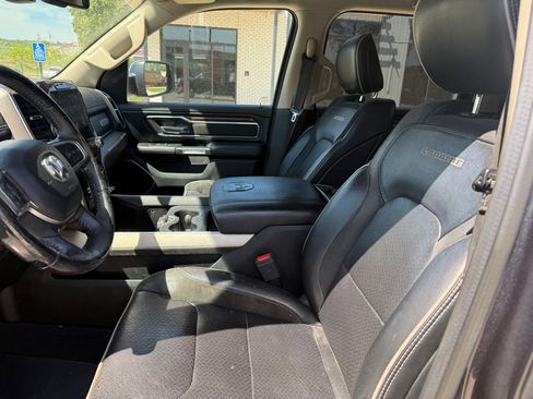 Used 2020 RAM 1500 Laramie AWD/4WD image 11