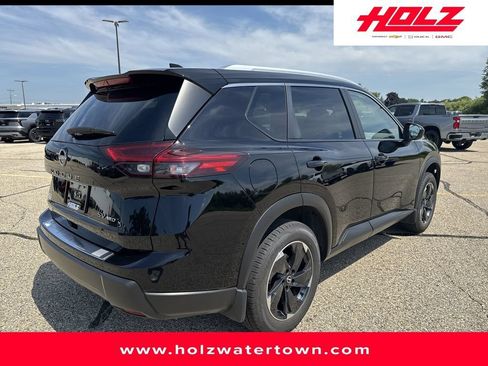 Used 2024 Nissan Rogue SV w/ SV Premium Package AWD/4WD image 6