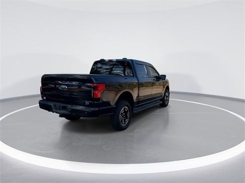Used 2023 Ford F150 Lightning XLT image 6