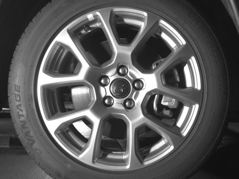 Used 2025 Jeep Compass Limited image 13