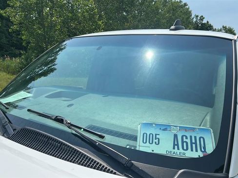 Used 2016 Chevrolet Express 3500 LT w/ LT Preferred Equipment Group RWD image 11